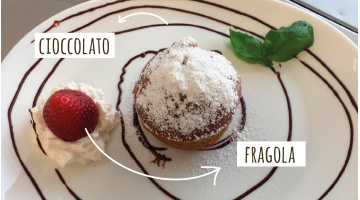 SFORMATINI DI FRAGOLE CON GANACHE DI CIOCCOLATO FONDENTE