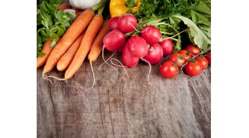 CHE COS'E' IL CRUDISMO E PERCHE' MANGIARE CIBO CRUDO FA BENE