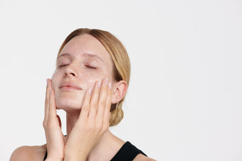 Consulenza Dr.Hauschka: vieni a scoprire la bellezza che nasce dalla natura.